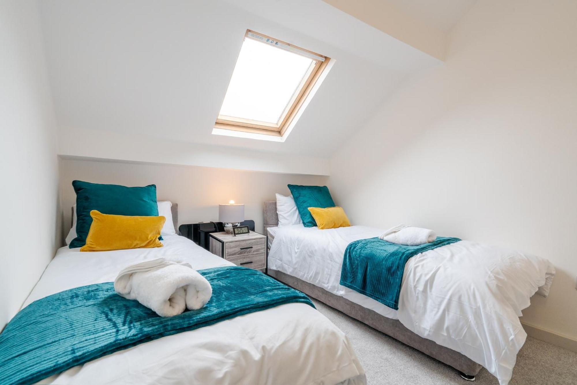 Apartment Stunning 2 Bedroom In City Centre - Sleeps 6 Sheffield